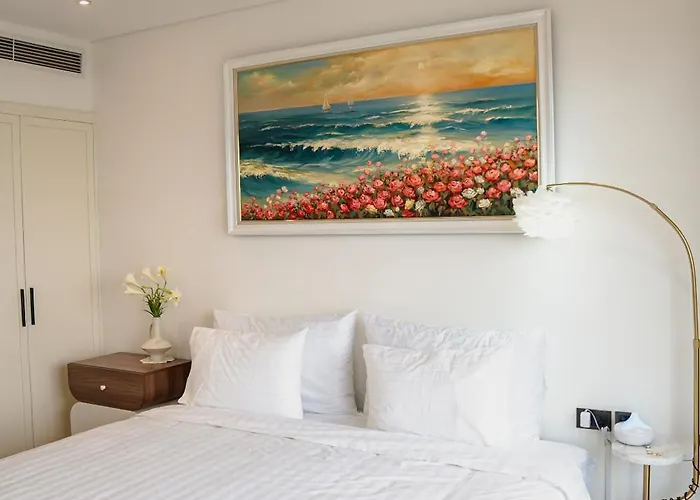 The Starry House - Citadines Apartment